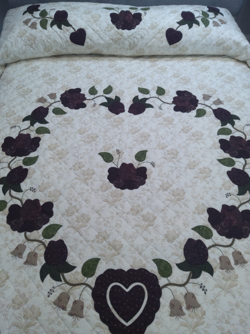 Heart of Roses -queen-117hor - Image 3