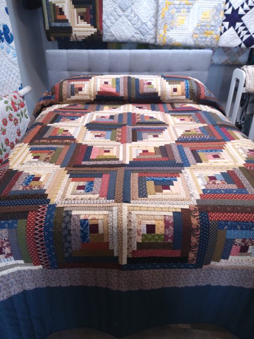 Curvey Log Cabin -queen- 220clc - Image 3