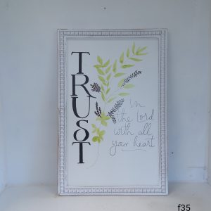Trust in the Lord plaque pl35