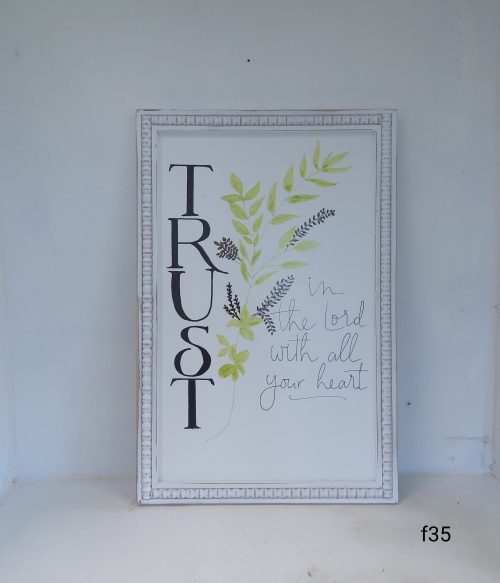 Trust in the Lord plaque pl35