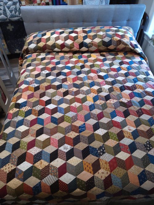 Tumbling Blocks Queen 142tb