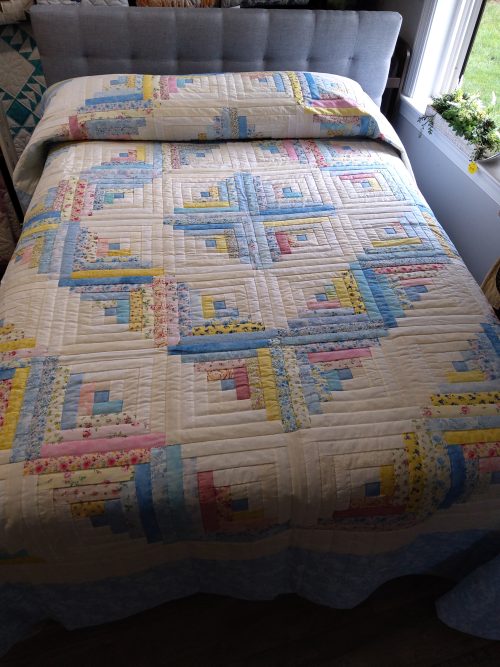 Log Cabin Queen 132lc
