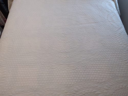 Wholecloth Hershey's Reproduction Queen 122wchr - Image 3