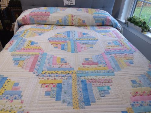 Curvey Log Cabin Queen 250clc - Image 2