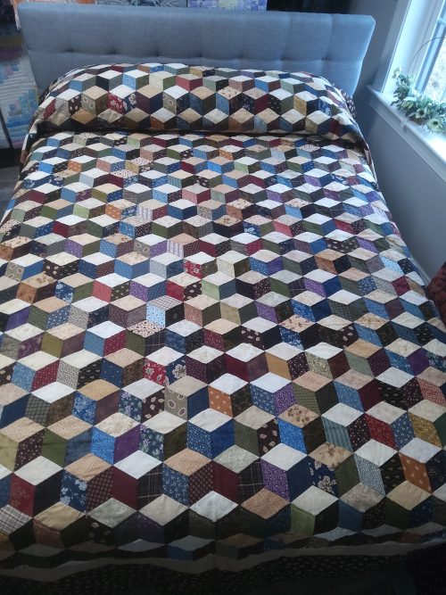 Tumbling Blocks Queen 148tb