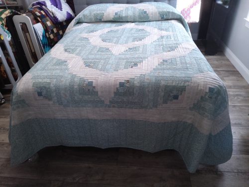 Curvey Log Cabin Queen 268clc - Image 2