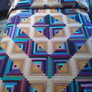 Amish Log Cabin Queen 106alc