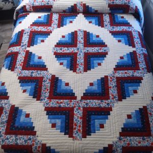 Curvey Log Cabin Queen 284clc