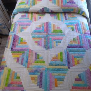 Curvey Log Cabin Queen 285clc
