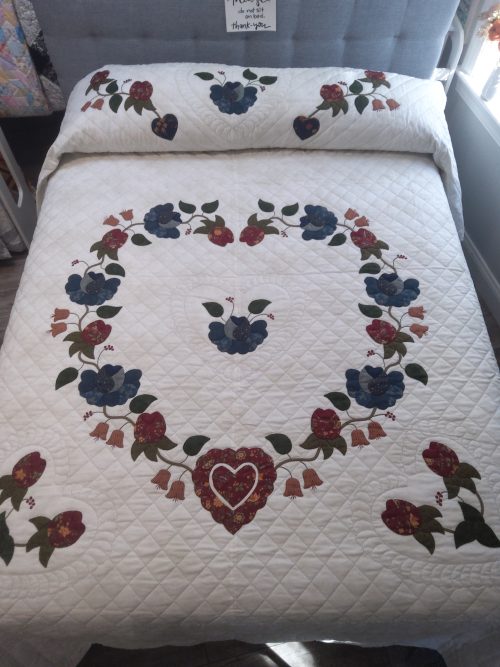 Heart of Roses Queen 131hor