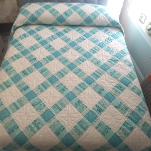 Railroad Crossing Queen 143rc