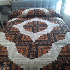 Alternative view of Curvey Log Cabin Queen 293clc