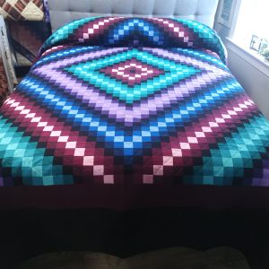 Alternative view of Trip Around the World Queen 107tatw