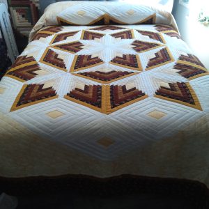 Alternative view of Diamond Star Log Cabin Queen 105dslc