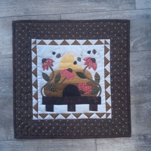 Bumble Hives Wall Hanging 125bhwh